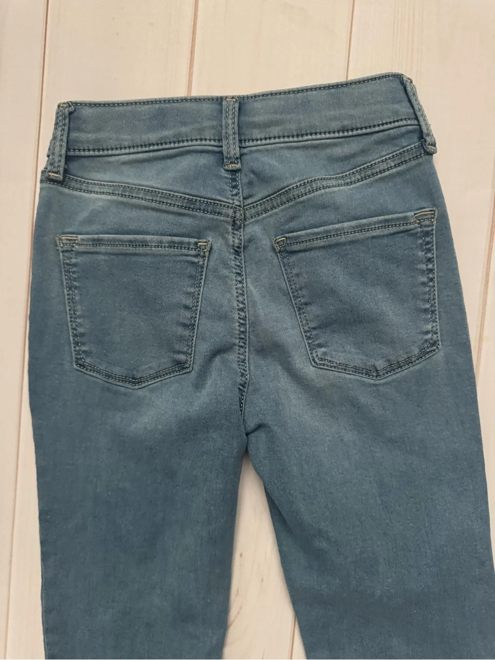 Old Navy High-Rise Rockstar Jeggings
